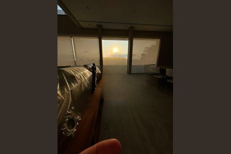 Casa à venda com 640m², 4 quartos e 6 vagas