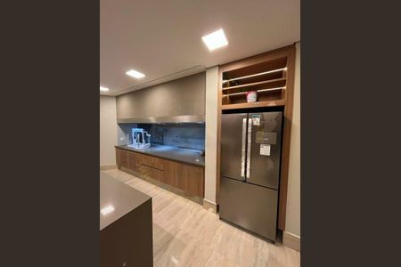 Casa à venda com 640m², 4 quartos e 6 vagas