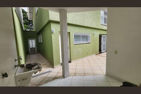Casa à venda com 188m², 4 quartos e 4 vagas