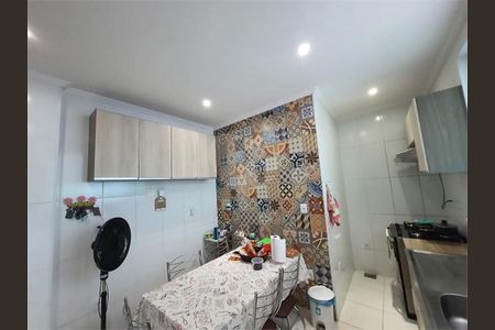 Casa à venda com 123m², 4 quartos e 1 vaga