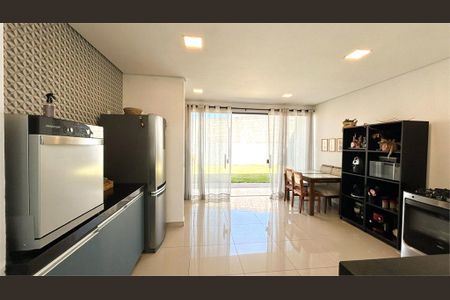 Casa à venda com 3 quartos, 169m² em Jardim Promeca, Várzea Paulista