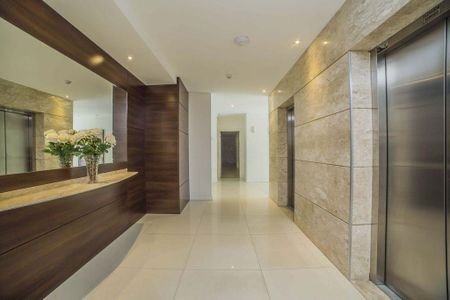 Apartamento à venda com 2 quartos, 65m² em Jardim Botânico, Porto Alegre