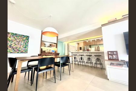 Apartamento à venda com 3 quartos, 118m² em Sumaré, São Paulo