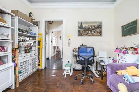Casa de Condomínio à venda com 6 quartos, 238m² em Cambuci, São Paulo