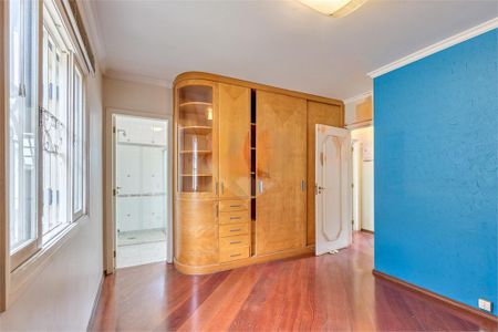Casa à venda com 400m², 4 quartos e 3 vagas