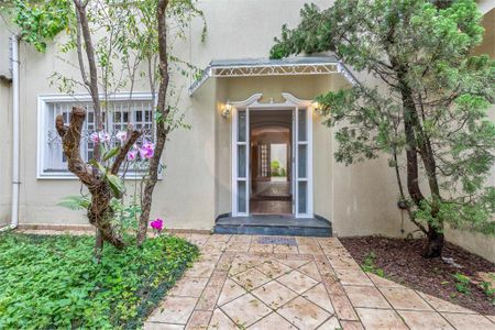 Casa à venda com 400m², 4 quartos e 3 vagas