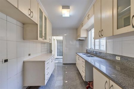 Casa à venda com 400m², 4 quartos e 3 vagas