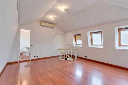 Casa à venda com 400m², 4 quartos e 3 vagas
