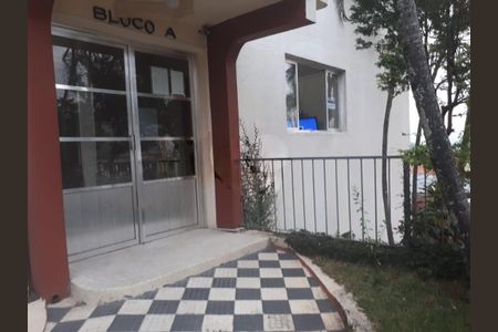 Apartamento à venda com 2 quartos, 68m² em Km 18, Osasco