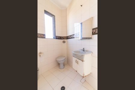 Casa à venda com 195m², 3 quartos e 2 vagasLavabo 1