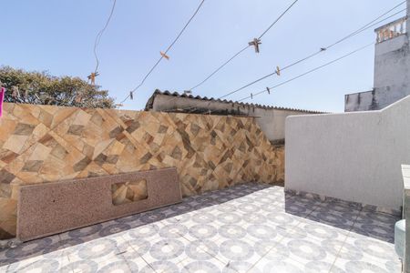 Casa à venda com 195m², 3 quartos e 2 vagasQuintal