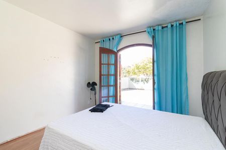 Casa à venda com 195m², 3 quartos e 2 vagasQuarto