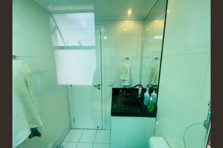 Apartamento à venda com 50m², 2 quartos e 1 vagaBanheiro Social