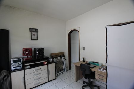 Casa à venda com 316m², 4 quartos e 2 vagasQuarto 1