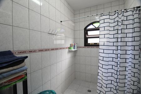 Casa à venda com 316m², 4 quartos e 2 vagasBanheiro da Suíte
