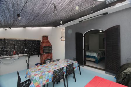 Casa à venda com 316m², 4 quartos e 2 vagasVaranda da Suite