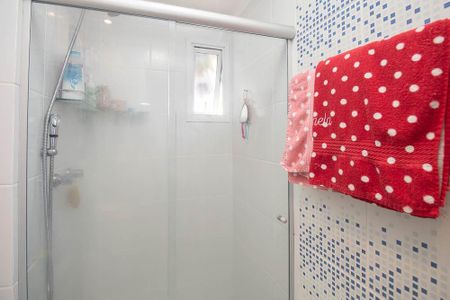 Apartamento à venda com 55m², 2 quartos e 1 vaga Apartamento à venda com 55m², 2 quartos e 1 vagaBanheira da Suíte