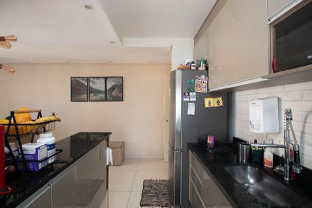 Apartamento à venda com 55m², 2 quartos e 1 vaga Apartamento à venda com 55m², 2 quartos e 1 vagaCozinha