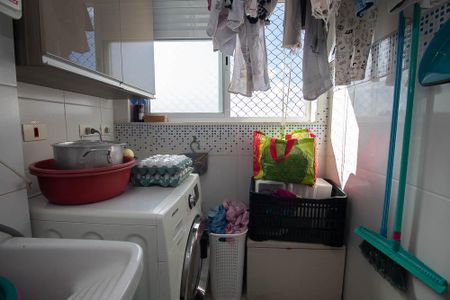 Apartamento à venda com 55m², 2 quartos e 1 vaga Apartamento à venda com 55m², 2 quartos e 1 vagaÁrea de Serviço