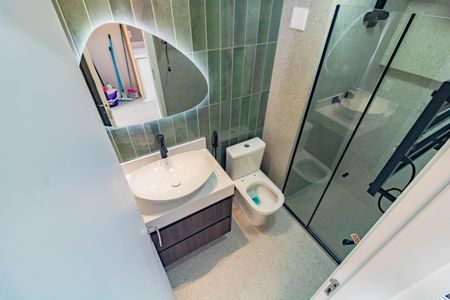 Banheiro Social de kitnet/studio para alugar com 1 quarto, 25m² em Vila Clementino, São Paulo