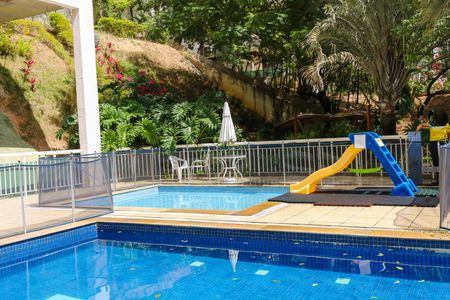 Apartamento à venda com 69m², 3 quartos e 1 vaga Apartamento à venda com 69m², 3 quartos e 1 vagaÁrea comum - Piscina