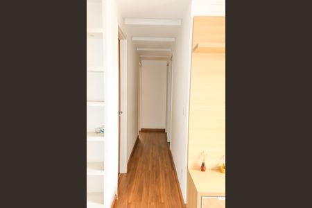Apartamento à venda com 69m², 3 quartos e 1 vaga Apartamento à venda com 69m², 3 quartos e 1 vagaCorredor