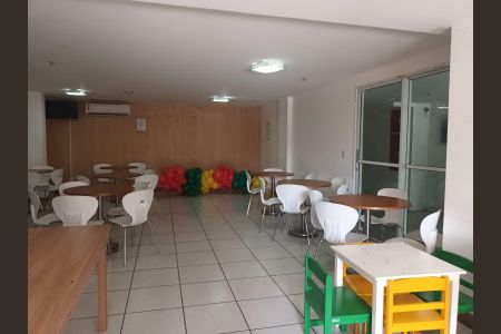 Apartamento à venda com 69m², 3 quartos e 1 vaga Apartamento à venda com 69m², 3 quartos e 1 vagaÁrea comum - Salão de festas