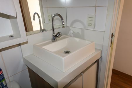 Apartamento à venda com 69m², 3 quartos e 1 vaga Apartamento à venda com 69m², 3 quartos e 1 vagaBanheiro Social