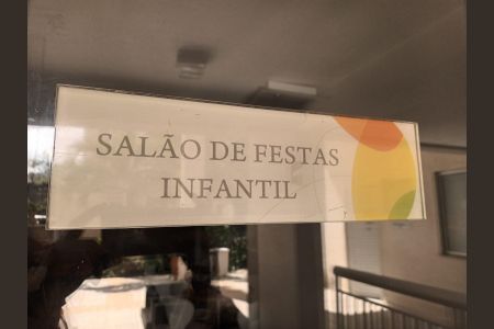 Apartamento à venda com 69m², 3 quartos e 1 vaga Apartamento à venda com 69m², 3 quartos e 1 vagaÁrea comum - Salão de festas