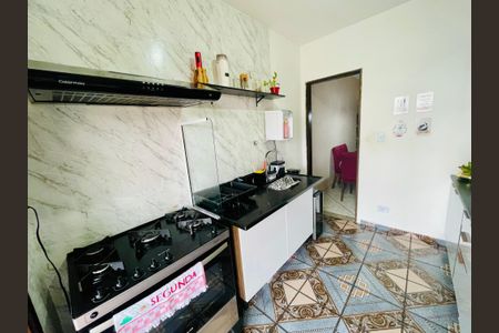 Casa à venda com 200m², 3 quartos e 2 vagas Casa à venda com 200m², 3 quartos e 2 vagasCozinha