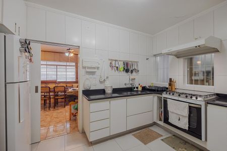 Casa à venda com 146m², 3 quartos e 2 vagasCozinha