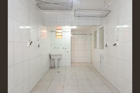 Casa à venda com 146m², 3 quartos e 2 vagasLavanderia