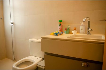 Apartamento para alugar com 177m², 3 quartos e 3 vagas Apartamento para alugar com 177m², 3 quartos e 3 vagasBanheiro da Suíte 2