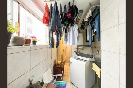 Apartamento à venda com 96m², 3 quartos e 1 vagaÁrea de Serviço