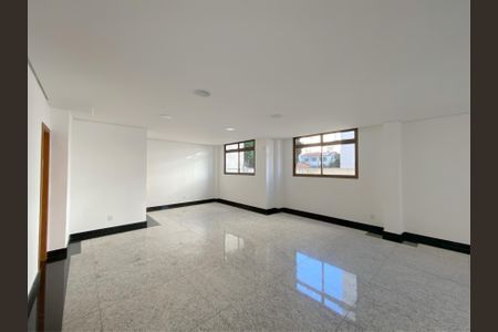 Apartamento à venda com 150m², 4 quartos e 4 vagasÁrea comum - Salão de festas