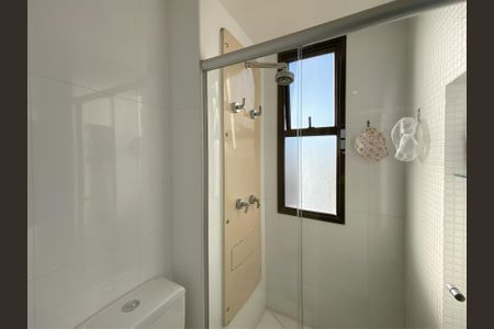 Apartamento à venda com 150m², 4 quartos e 4 vagasBanheiro da Suíte 4