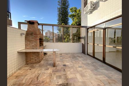 Apartamento à venda com 150m², 4 quartos e 4 vagasÁrea comum - Churrasqueira