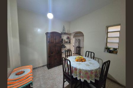 Apartamento à venda com 130m², 3 quartos e 1 vaga