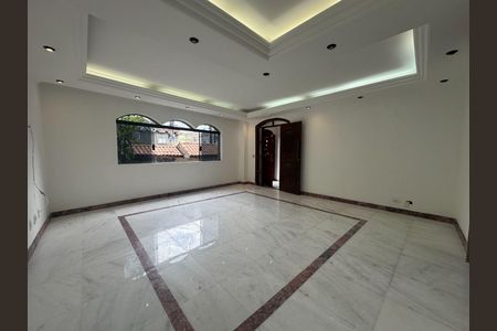 Casa à venda com 4 quartos, 212m² em Vila Regente Feijó, São Paulo