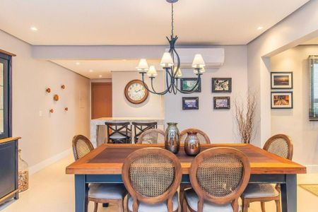 Apartamento à venda com 3 quartos, 119m² em Vila Jardim, Porto Alegre
