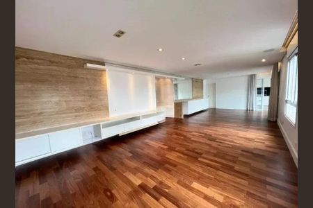 Apartamento à venda com 4 quartos, 210m² em Vila Olímpia, São Paulo