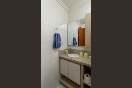 Apartamento à venda com 73m², 2 quartos e 1 vagaBanheiro suite