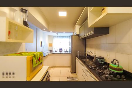 Apartamento à venda com 73m², 2 quartos e 1 vagaCozinha