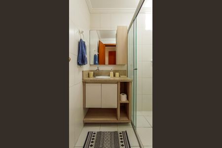 Apartamento à venda com 73m², 2 quartos e 1 vagaBanheiro suite