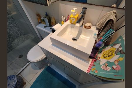 Apartamento à venda com 85m², 2 quartos e 2 vagas Apartamento à venda com 85m², 2 quartos e 2 vagasBanheiro da Suíte 2