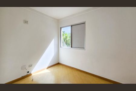Apartamento à venda com 75m², 3 quartos e 2 vagas Apartamento à venda com 75m², 3 quartos e 2 vagasQuarto 3