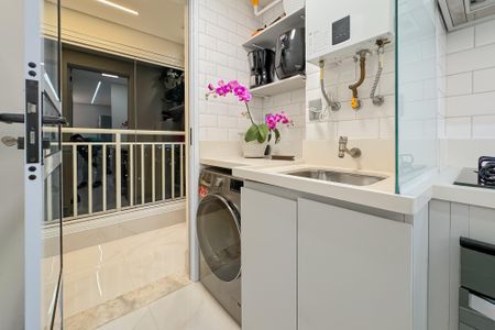 Apartamento à venda com 55m², 2 quartos e 1 vaga Apartamento à venda com 55m², 2 quartos e 1 vagaÁrea de Serviço
