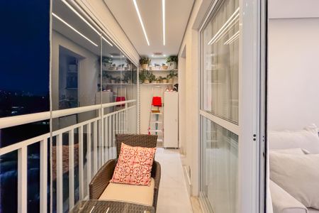 Apartamento à venda com 55m², 2 quartos e 1 vaga Apartamento à venda com 55m², 2 quartos e 1 vagaVaranda da Sala
