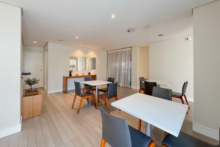 Apartamento à venda com 55m², 2 quartos e 1 vaga Apartamento à venda com 55m², 2 quartos e 1 vagaÁrea comum - Salão de festas