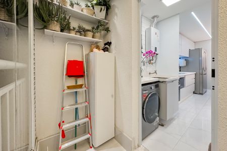 Apartamento à venda com 55m², 2 quartos e 1 vaga Apartamento à venda com 55m², 2 quartos e 1 vagaÁrea de Serviço